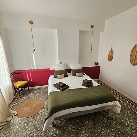 Hébergement de vacances Maison De Maître Dans Le Village, Bord De Torreilles