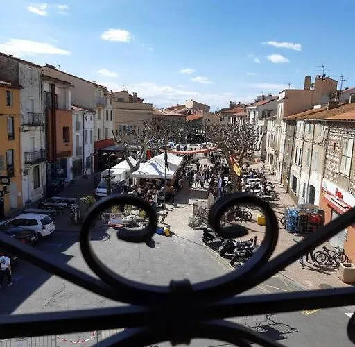 Maison De Maitre Dans Le Village, Bord De Casa de Férias *